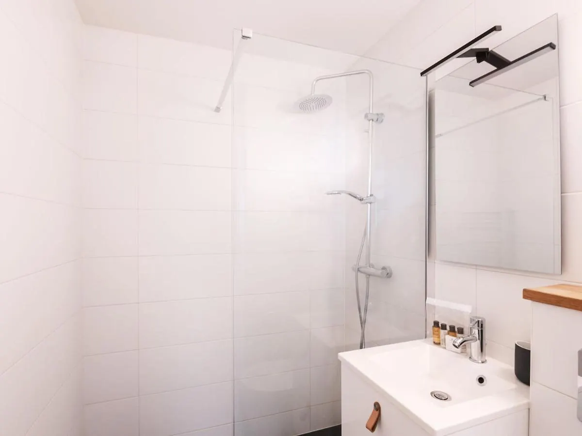 Appartement Avec Terrasse A Chamonix, Parking Et Wifi - Fr-1-343-230